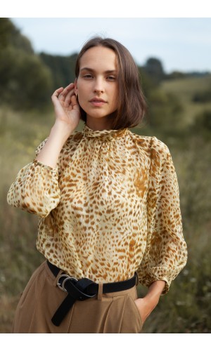 Блуза с воротником - стойкой на завязках 30-342
