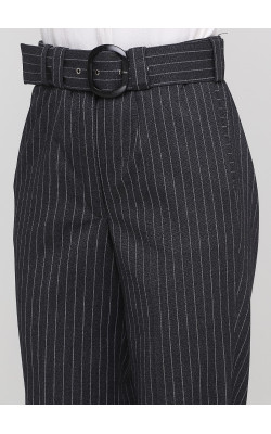 Классические серые брюки в полоску  со стрелками