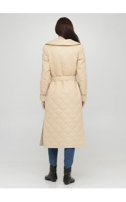 Зимове стьобане пальто бежевого кольору