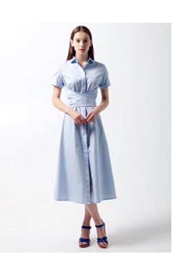 Платье с коротким рукавом и завязкой на талии