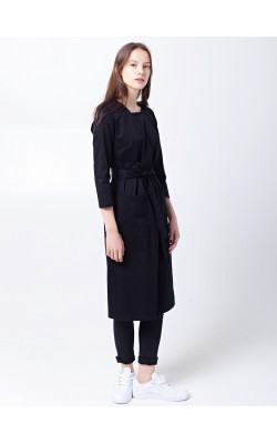 Черное платье-халат с поясом и одним лацканом