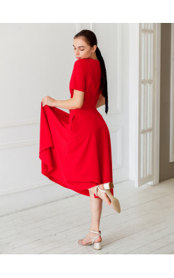 Красное платье трапеция на запах