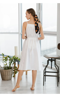 Біла лляна сукня на лямках 77-332-694