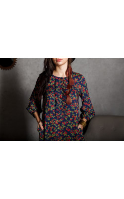 Темно-синя сукня в принт 77-351-646